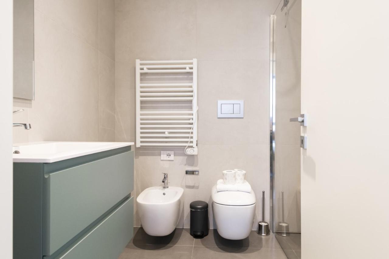 Easylife - Lussuosa Dimora Con Rooftop Condominiale Vista Duomo Μιλάνο Εξωτερικό φωτογραφία